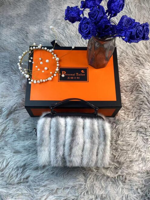 CS-V9118  Cross mink white fur bag