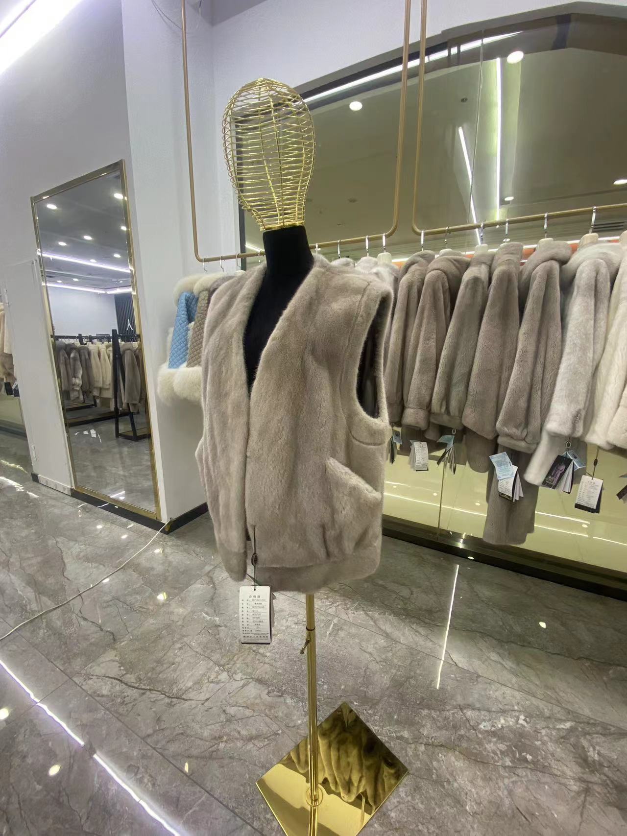 WFCS-TH689 Silver blue vest V-neck mink coat - Image 3