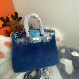 WFCS-N1906 Sapphire blue fur bag