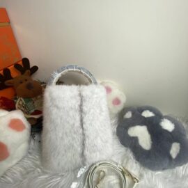 WFCS-R3528 Cross mink fur bag