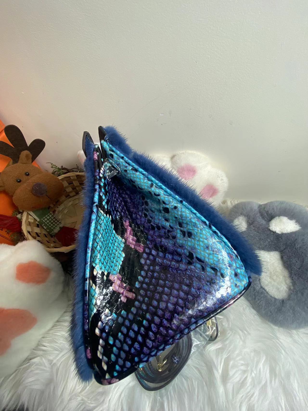 WFCS-D1993 Milk tea mink fur bag - Image 3