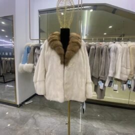 WFCS-F890-23 Pearl White Mink Costume