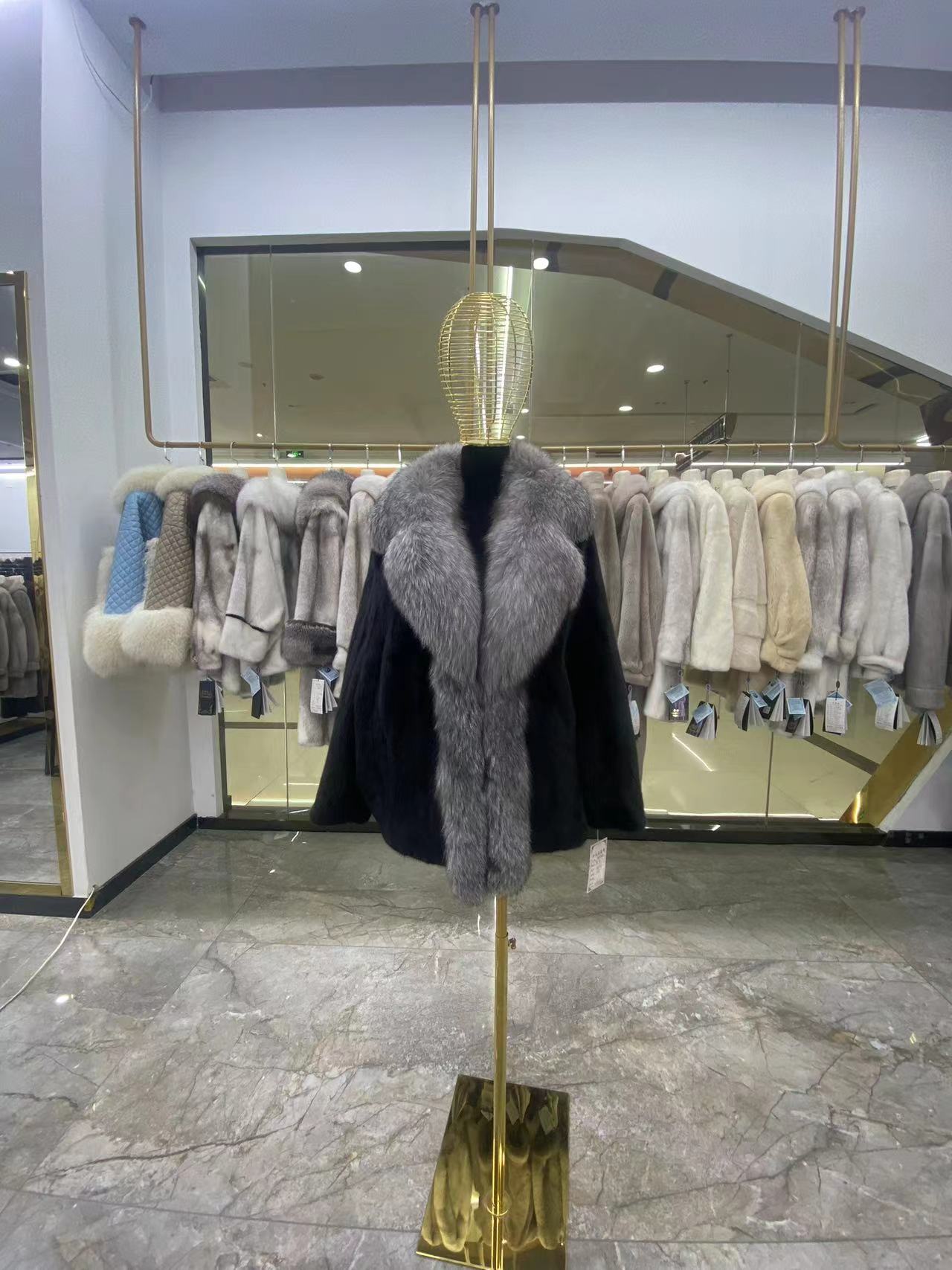 WFCS-GB1539 Silver Fox Placket Mink Coat